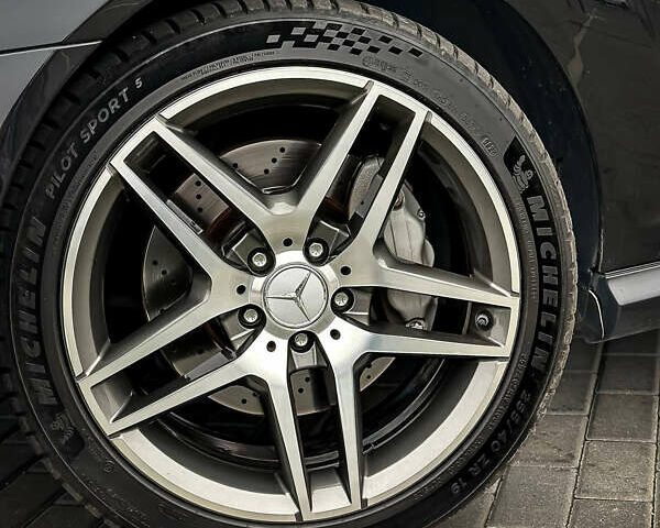 Черный Мерседес С Класс, объемом двигателя 6.3 л и пробегом 91 тыс. км за 25000 $, фото 4 на Automoto.ua