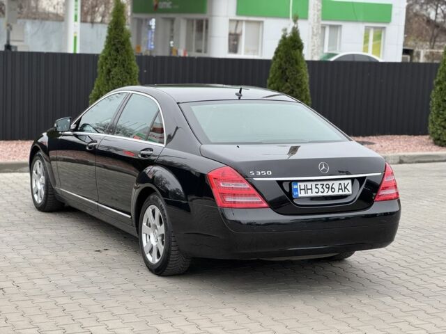 Черный Мерседес С Класс, объемом двигателя 3.5 л и пробегом 217 тыс. км за 10300 $, фото 3 на Automoto.ua