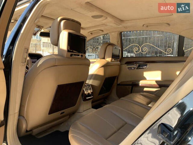 Чорний Мерседес С Клас, об'ємом двигуна 5.51 л та пробігом 28 тис. км за 29000 $, фото 16 на Automoto.ua