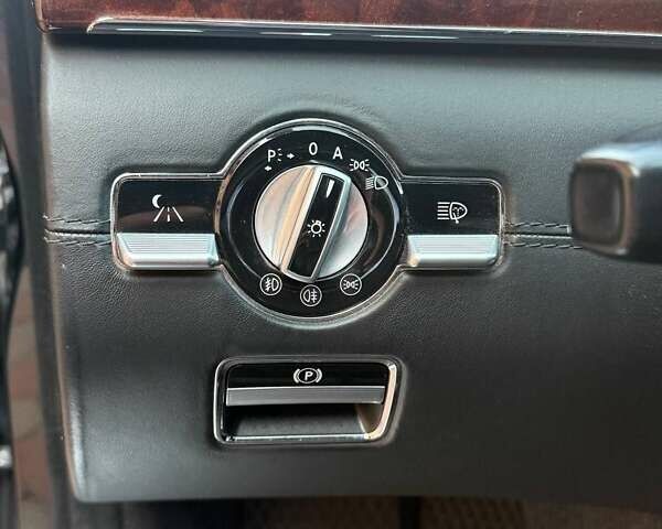 Чорний Мерседес С Клас, об'ємом двигуна 5.5 л та пробігом 240 тис. км за 12200 $, фото 20 на Automoto.ua