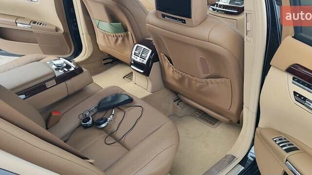 Черный Мерседес С Класс, объемом двигателя 5.46 л и пробегом 29 тыс. км за 38000 $, фото 17 на Automoto.ua