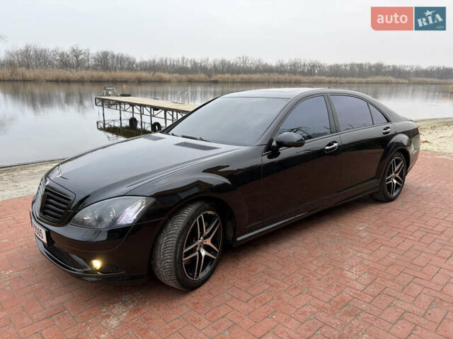 Чорний Мерседес С Клас, об'ємом двигуна 0 л та пробігом 364 тис. км за 11000 $, фото 2 на Automoto.ua