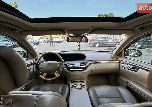 Мерседес С Класс 2007 в Белгород-Днестровском на Automoto.ua Черный Мерседес С Класс, объемом двигателя 2.99 л и пробегом 300 тыс. км за 11499 $, фото 22 на Automoto.ua