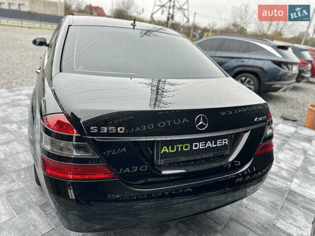 Чорний Мерседес С Клас, об'ємом двигуна 3.5 л та пробігом 220 тис. км за 10800 $, фото 5 на Automoto.ua