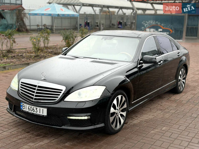 Черный Мерседес С Класс, объемом двигателя 5.46 л и пробегом 295 тыс. км за 13200 $, фото 6 на Automoto.ua