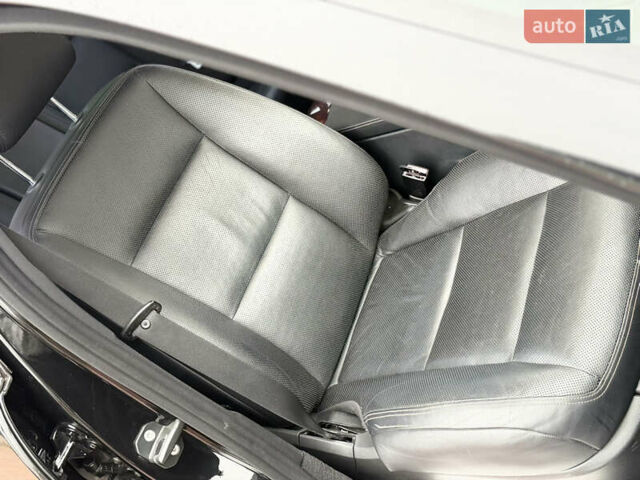 Черный Мерседес С Класс, объемом двигателя 5.46 л и пробегом 295 тыс. км за 13200 $, фото 24 на Automoto.ua