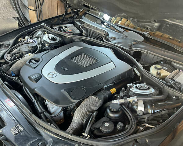 Мерседес С Класс 2007 в Харькове на Automoto.ua Черный Мерседес С Класс, объемом двигателя 5.5 л и пробегом 196 тыс. км за 18000 $, фото 8 на Automoto.ua