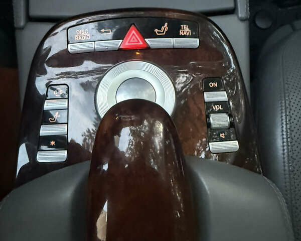 Чорний Мерседес С Клас, об'ємом двигуна 5.5 л та пробігом 155 тис. км за 16800 $, фото 25 на Automoto.ua