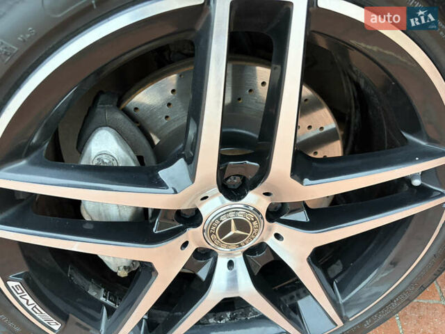 Чорний Мерседес С Клас, об'ємом двигуна 0 л та пробігом 364 тис. км за 11000 $, фото 28 на Automoto.ua