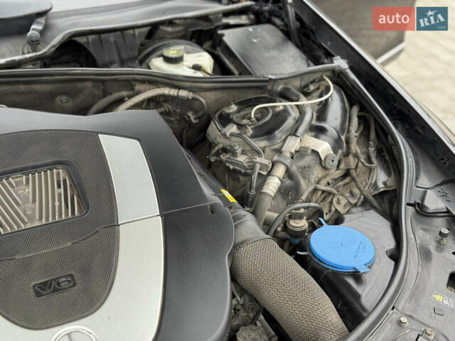 Черный Мерседес С Класс, объемом двигателя 3.5 л и пробегом 217 тыс. км за 10300 $, фото 66 на Automoto.ua