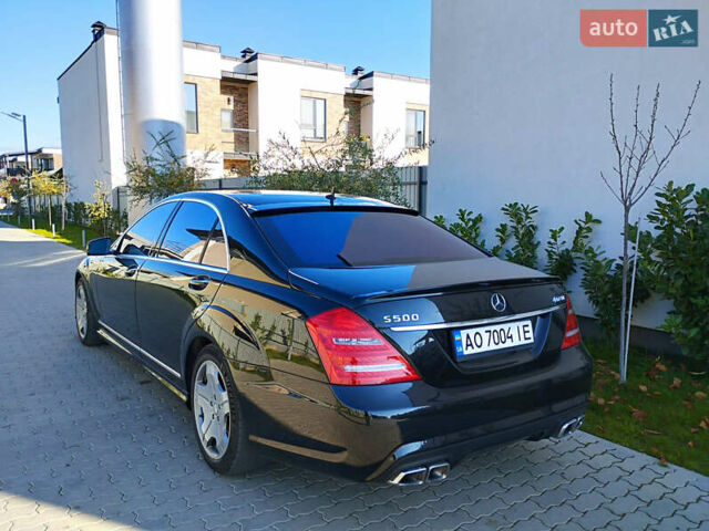 Черный Мерседес С Класс, объемом двигателя 5.5 л и пробегом 220 тыс. км за 12999 $, фото 5 на Automoto.ua