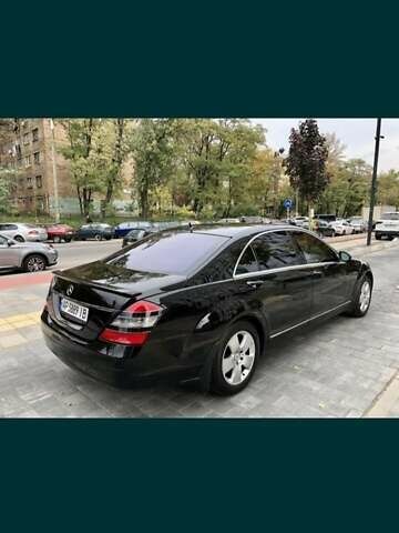 Черный Мерседес С Класс, объемом двигателя 4.7 л и пробегом 237 тыс. км за 11300 $, фото 7 на Automoto.ua