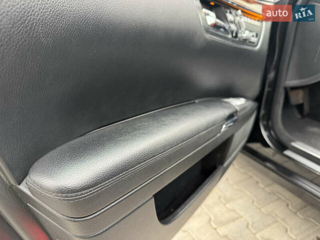 Черный Мерседес С Класс, объемом двигателя 3.5 л и пробегом 217 тыс. км за 10300 $, фото 77 на Automoto.ua