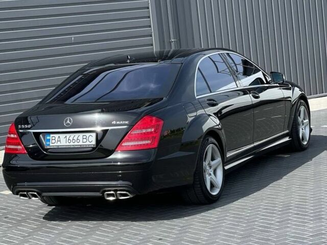 Чорний Мерседес С Клас, об'ємом двигуна 5.5 л та пробігом 240 тис. км за 14500 $, фото 2 на Automoto.ua