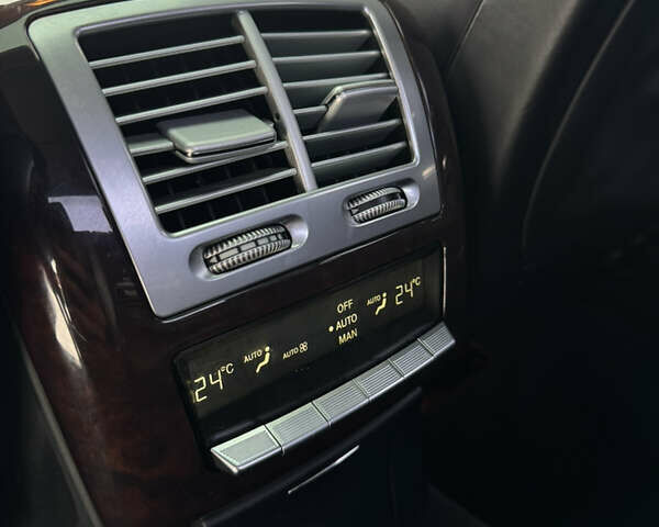 Чорний Мерседес С Клас, об'ємом двигуна 5.46 л та пробігом 279 тис. км за 10999 $, фото 37 на Automoto.ua