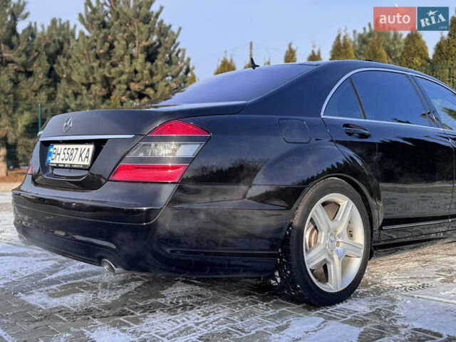 Черный Мерседес С Класс, объемом двигателя 5.5 л и пробегом 150 тыс. км за 16700 $, фото 23 на Automoto.ua