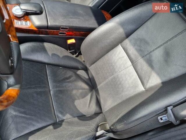 Чорний Мерседес С Клас, об'ємом двигуна 5.5 л та пробігом 203 тис. км за 11400 $, фото 2 на Automoto.ua