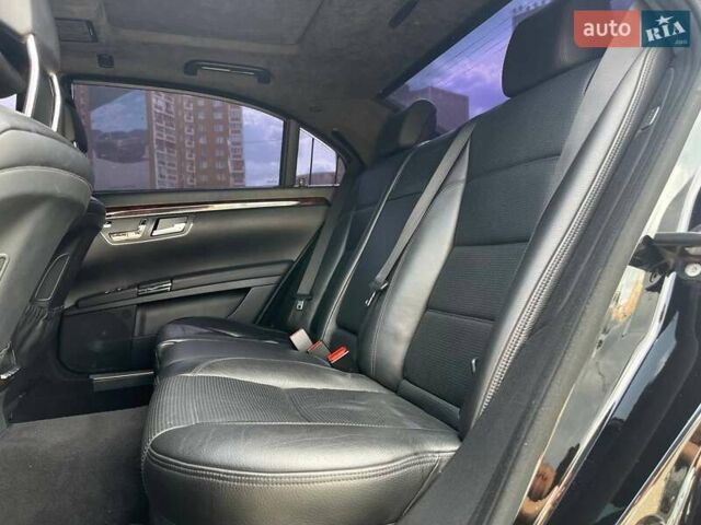 Мерседес С Класс 2007 в Киеве на Automoto.ua Черный Мерседес С Класс, объемом двигателя 6.21 л и пробегом 150 тыс. км за 17490 $, фото 10 на Automoto.ua