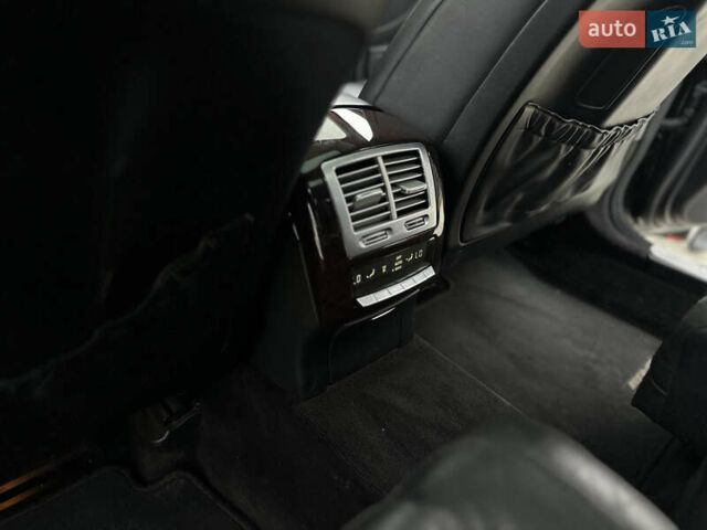 Черный Мерседес С Класс, объемом двигателя 5.46 л и пробегом 270 тыс. км за 8700 $, фото 24 на Automoto.ua