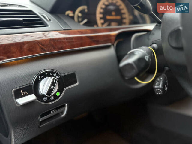 Чорний Мерседес С Клас, об'ємом двигуна 5.46 л та пробігом 560 тис. км за 7650 $, фото 23 на Automoto.ua