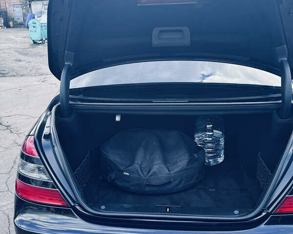 Чорний Мерседес С Клас, об'ємом двигуна 3.5 л та пробігом 190 тис. км за 10500 $, фото 9 на Automoto.ua