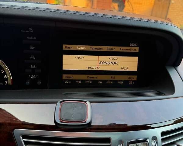 Чорний Мерседес С Клас, об'ємом двигуна 5.5 л та пробігом 240 тис. км за 12200 $, фото 18 на Automoto.ua