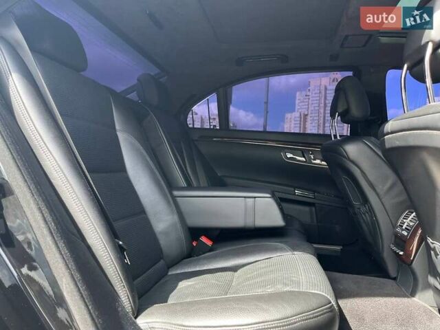 Черный Мерседес С Класс, объемом двигателя 6.21 л и пробегом 150 тыс. км за 16990 $, фото 9 на Automoto.ua