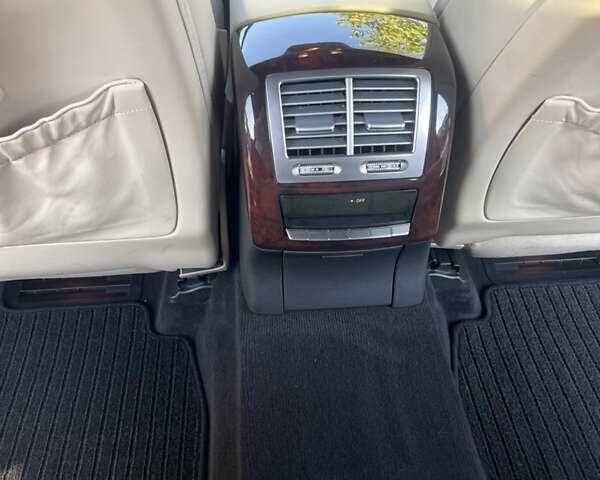 Чорний Мерседес С Клас, об'ємом двигуна 5.5 л та пробігом 157 тис. км за 15900 $, фото 18 на Automoto.ua