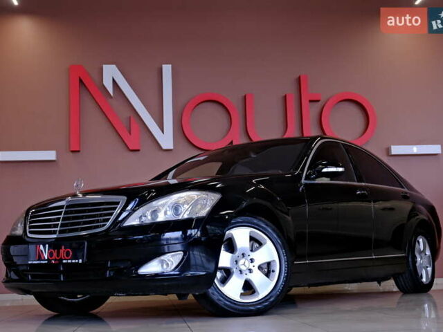 Чорний Мерседес С Клас, об'ємом двигуна 4.7 л та пробігом 218 тис. км за 8900 $, фото 18 на Automoto.ua