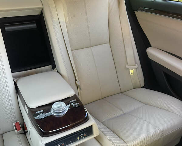 Чорний Мерседес С Клас, об'ємом двигуна 5.5 л та пробігом 157 тис. км за 15900 $, фото 6 на Automoto.ua