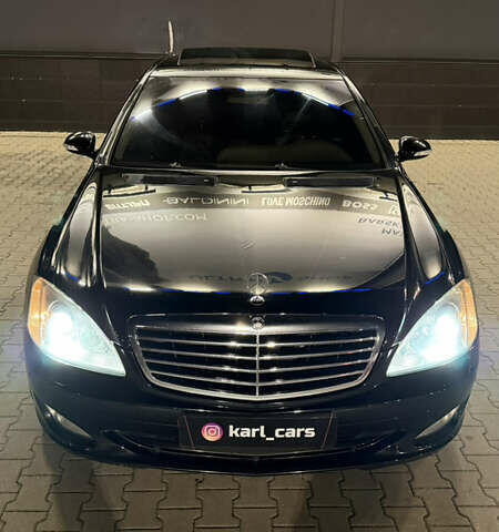 Черный Мерседес С Класс, объемом двигателя 5.5 л и пробегом 176 тыс. км за 8499 $, фото 72 на Automoto.ua