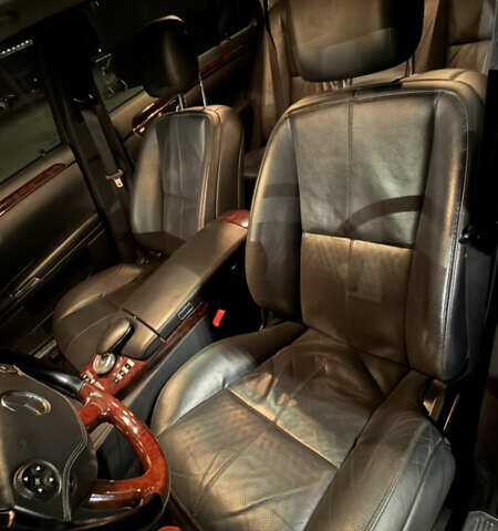 Черный Мерседес С Класс, объемом двигателя 5.5 л и пробегом 176 тыс. км за 8499 $, фото 32 на Automoto.ua