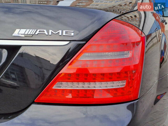 Черный Мерседес С Класс, объемом двигателя 5.5 л и пробегом 261 тыс. км за 10490 $, фото 25 на Automoto.ua