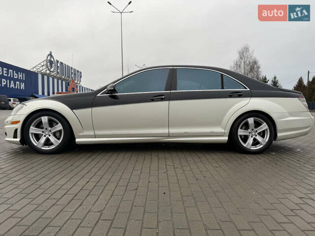 Чорний Мерседес С Клас, об'ємом двигуна 5.46 л та пробігом 245 тис. км за 8500 $, фото 6 на Automoto.ua