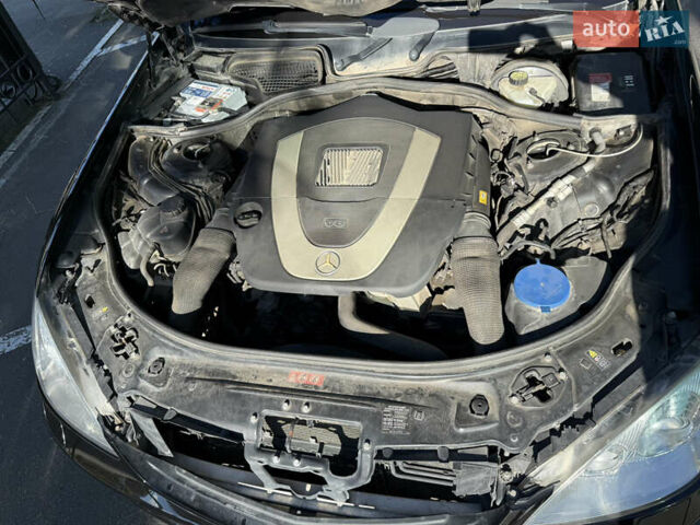 Черный Мерседес С Класс, объемом двигателя 3.5 л и пробегом 164 тыс. км за 12400 $, фото 27 на Automoto.ua