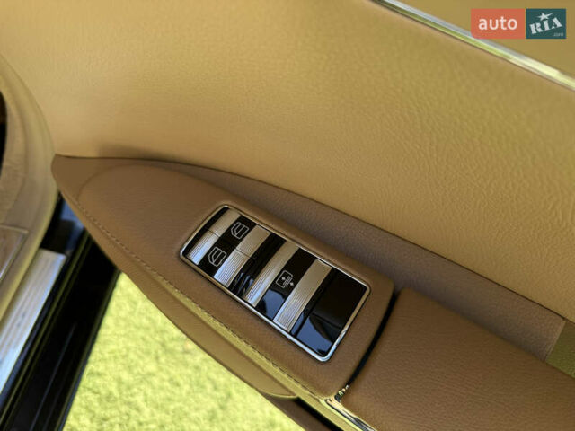 Черный Мерседес С Класс, объемом двигателя 5.5 л и пробегом 288 тыс. км за 10500 $, фото 48 на Automoto.ua