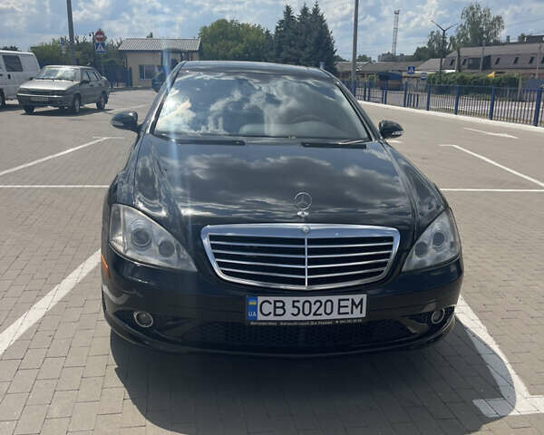 Чорний Мерседес С Клас, об'ємом двигуна 5.5 л та пробігом 260 тис. км за 12999 $, фото 41 на Automoto.ua