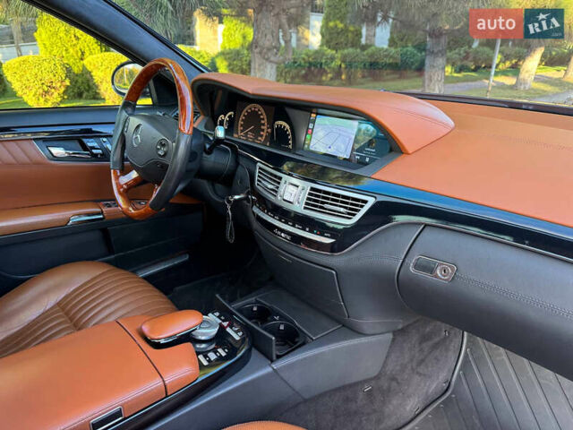 Черный Мерседес С Класс, объемом двигателя 4.66 л и пробегом 302 тыс. км за 9900 $, фото 35 на Automoto.ua