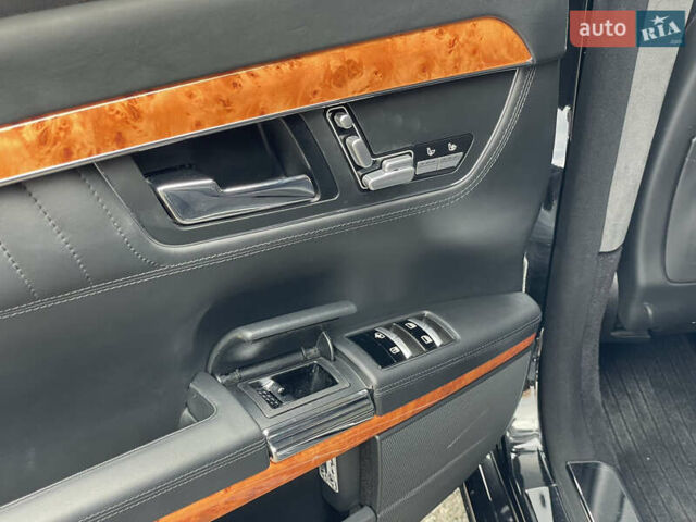 Черный Мерседес С Класс, объемом двигателя 5.5 л и пробегом 117 тыс. км за 49990 $, фото 26 на Automoto.ua