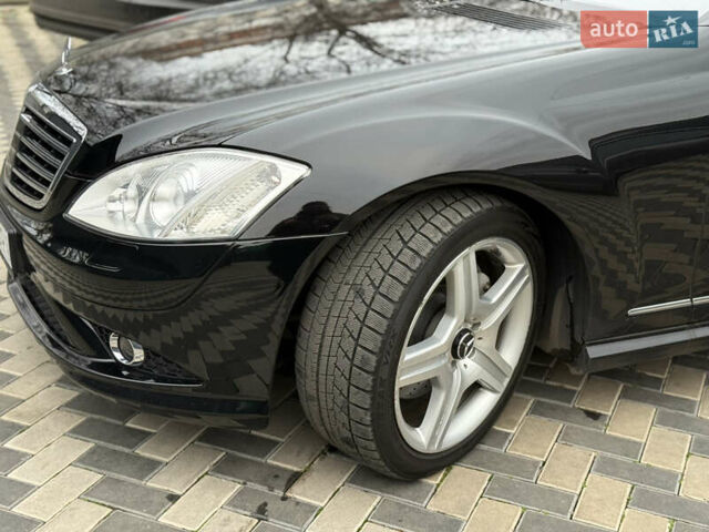 Черный Мерседес С Класс, объемом двигателя 5.46 л и пробегом 70 тыс. км за 20500 $, фото 17 на Automoto.ua