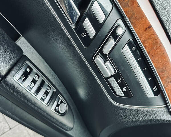 Черный Мерседес С Класс, объемом двигателя 5.5 л и пробегом 210 тыс. км за 12900 $, фото 44 на Automoto.ua