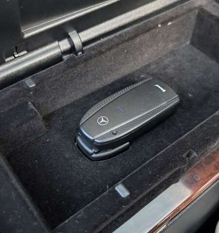 Черный Мерседес С Класс, объемом двигателя 2.99 л и пробегом 375 тыс. км за 10999 $, фото 29 на Automoto.ua