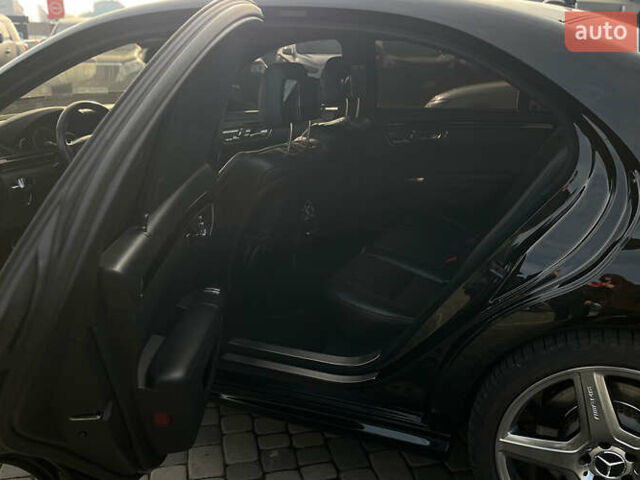 Черный Мерседес С Класс, объемом двигателя 6.21 л и пробегом 205 тыс. км за 18800 $, фото 23 на Automoto.ua