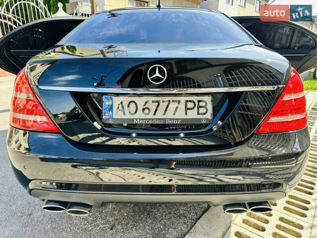Мерседес С Класс 2008 в Тячеве на Automoto.ua Черный Мерседес С Класс, объемом двигателя 5.5 л и пробегом 210 тыс. км за 13450 $, фото 30 на Automoto.ua