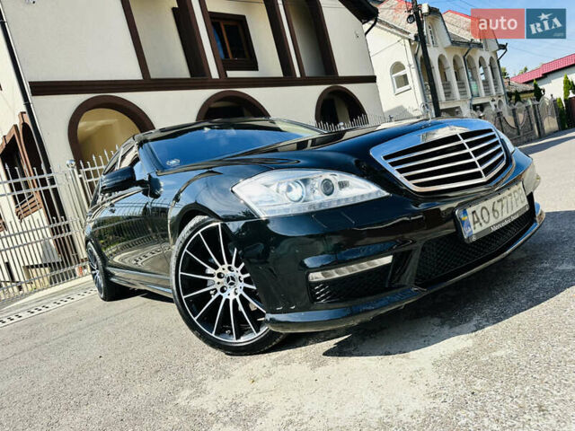 Мерседес С Класс 2008 в Тячеве на Automoto.ua Черный Мерседес С Класс, объемом двигателя 5.5 л и пробегом 210 тыс. км за 13450 $, фото 2 на Automoto.ua
