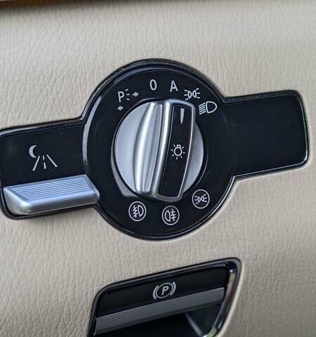 Чорний Мерседес С Клас, об'ємом двигуна 2.99 л та пробігом 375 тис. км за 11499 $, фото 49 на Automoto.ua