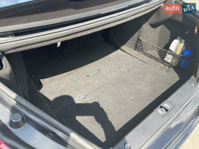 Чорний Мерседес С Клас, об'ємом двигуна 5.5 л та пробігом 260 тис. км за 12999 $, фото 18 на Automoto.ua