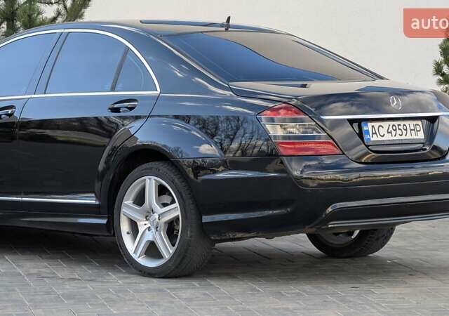 Черный Мерседес С Класс, объемом двигателя 2.99 л и пробегом 375 тыс. км за 10999 $, фото 8 на Automoto.ua