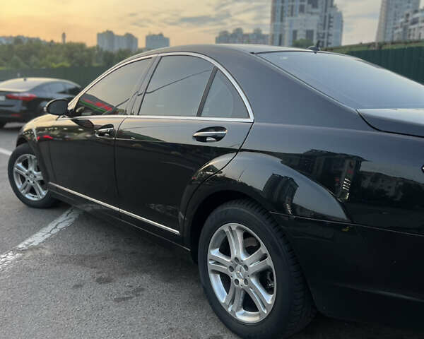 Черный Мерседес С Класс, объемом двигателя 2.99 л и пробегом 216 тыс. км за 11500 $, фото 9 на Automoto.ua