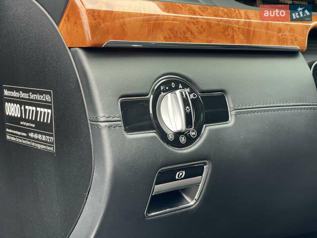 Черный Мерседес С Класс, объемом двигателя 5.5 л и пробегом 117 тыс. км за 49990 $, фото 24 на Automoto.ua